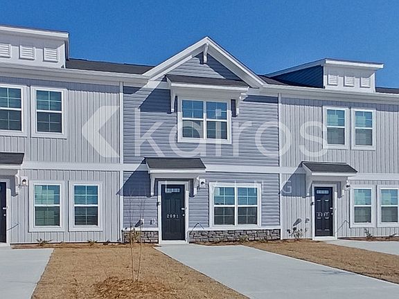 2nd image of 2091 Banyon Cir