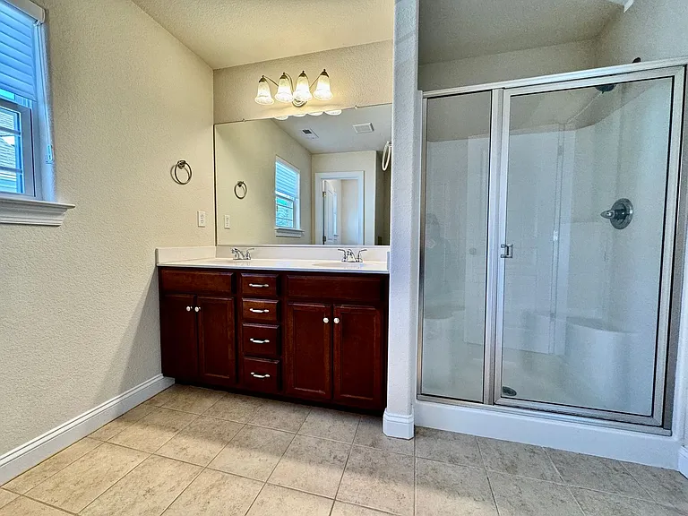 1532 Drumheller Dr — Photo 31