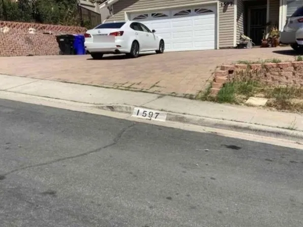 1597 Seabrook Ln, San Diego, CA 92139