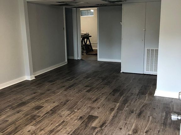 Living room pic 2