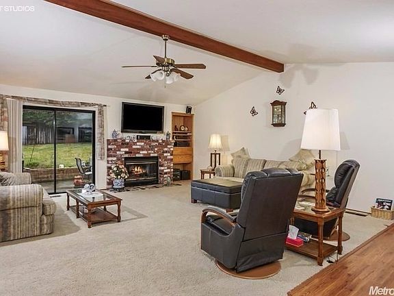 2nd image of 2060 Bandos Ln