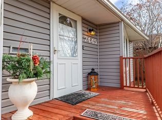 7445 Woodmar Ave, Hammond, IN 46323