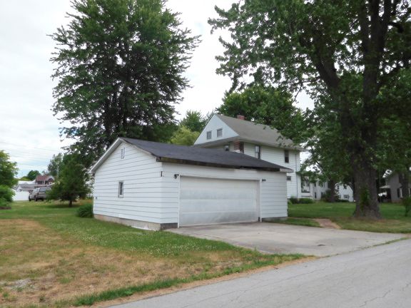 3rd image of 411 S Gormley St