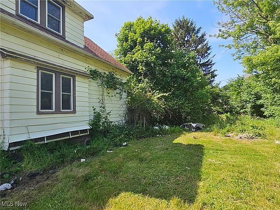 5th image of 13403 Melzer Ave