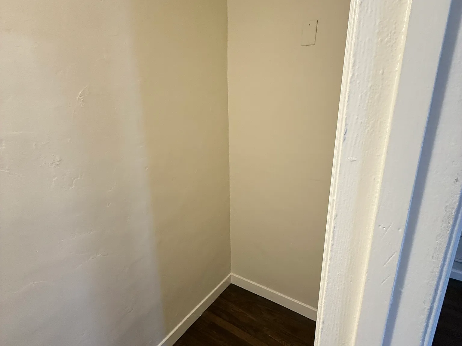 Studio, 600 sqft, $1,825 — Photo 3