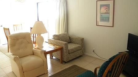 3rd image of 6608 Padre Blvd