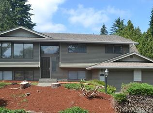 10522 NE 201st St, Bothell, WA 98011