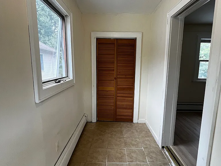 195 Pleasant Ave #2 — Photo 6