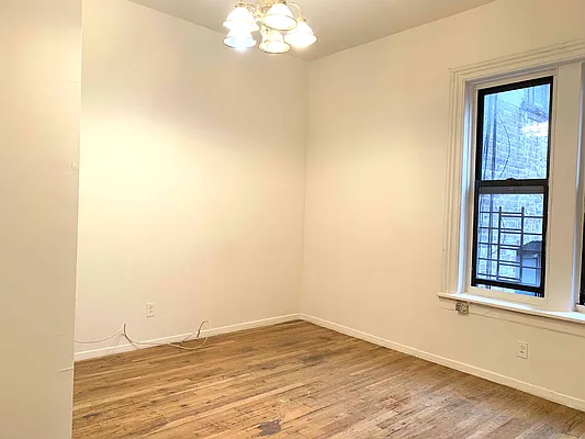 Rented by Sohayegh Enterprises Corp. | media 33