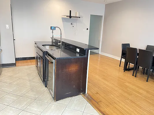 Rented by Compass | media 21