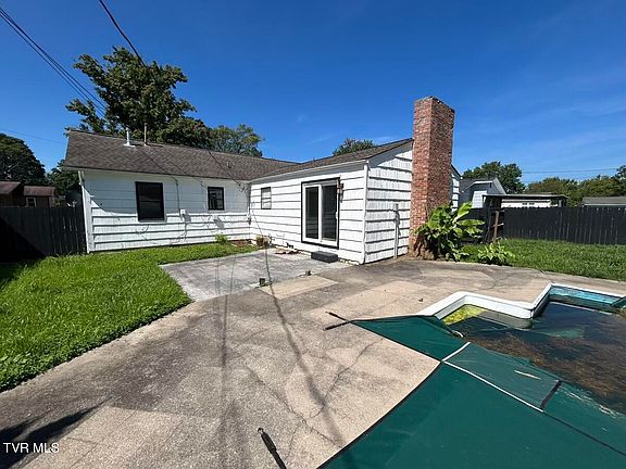 5th image of 1620 Hermitage Dr