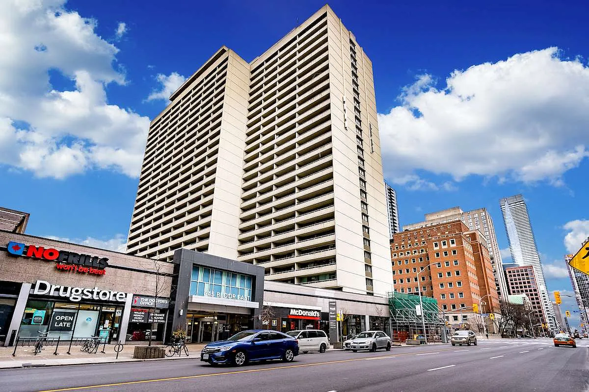 Huntley Apartments — Photo 4