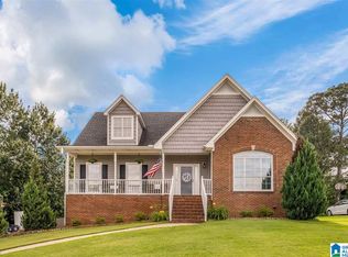 3042 Weatherford Dr, Trussville, AL 35173