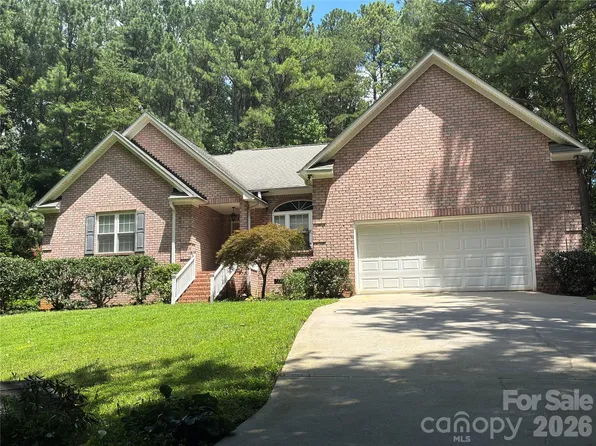 7097 Windy Pine Cir, Denver, NC 28037