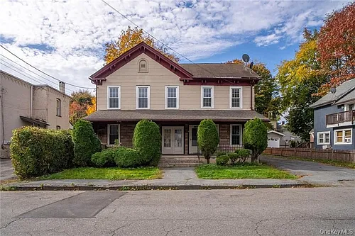 125 Hammond St #A Photo 1 125 Hammond St #A Photo 1