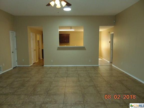 3rd image of 406 Aries Ave