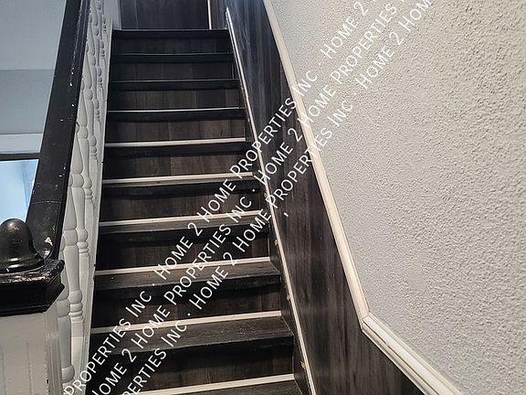 3rd image of 581 Cataraqui St #6