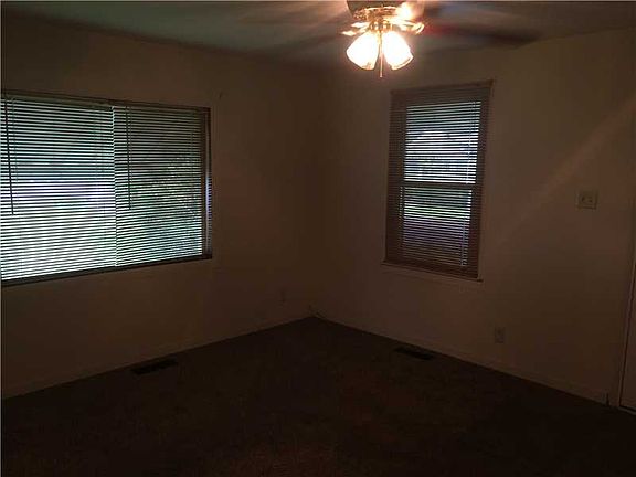 4th image of 1110 State St