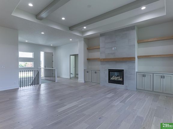 5th image of 11011 98th St