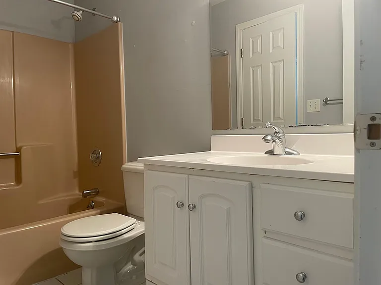 182 Locust Hill Rd — Photo 18