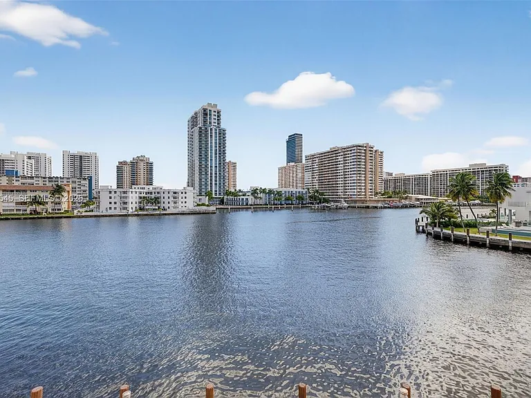 121 Golden Isles Dr #205 — Photo 45