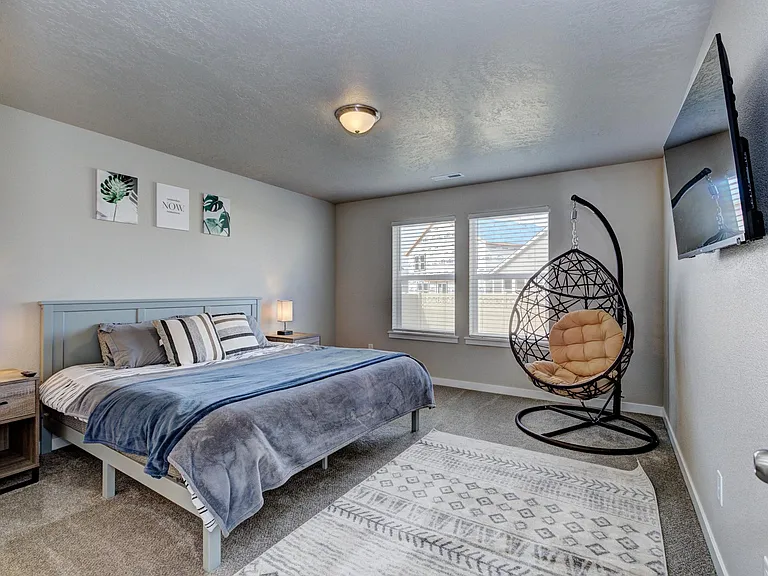 7646 E Declaration Dr — Photo 38