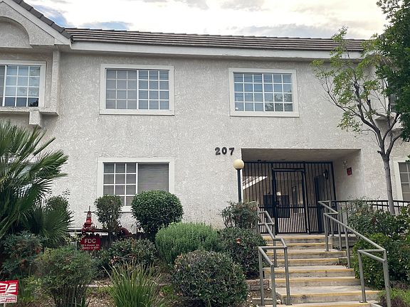 2nd image of 207 N Stoneman Ave #3A