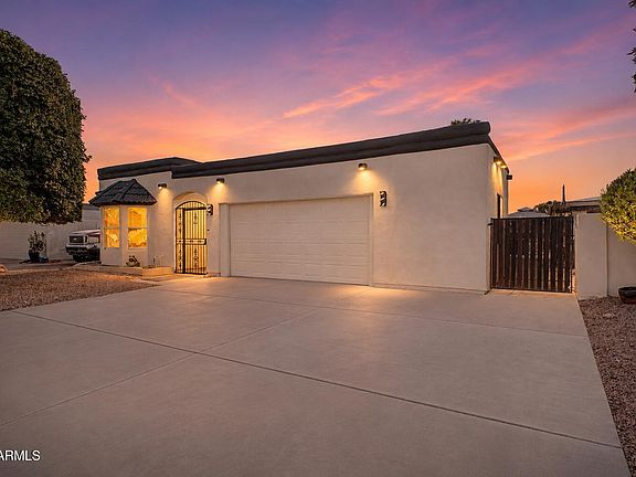 3rd image of 26014 S BRENTWOOD Drive