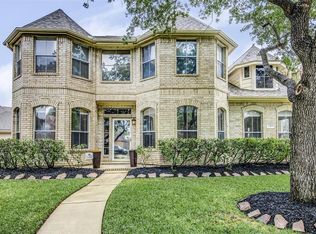 4319 Tree Line Dr, Pasadena, TX 77505