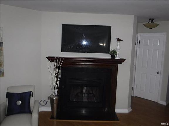 4th image of 4436 McPherson Ave #B