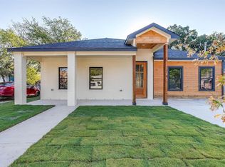 116 N Normandale St, White Settlement, TX 76108