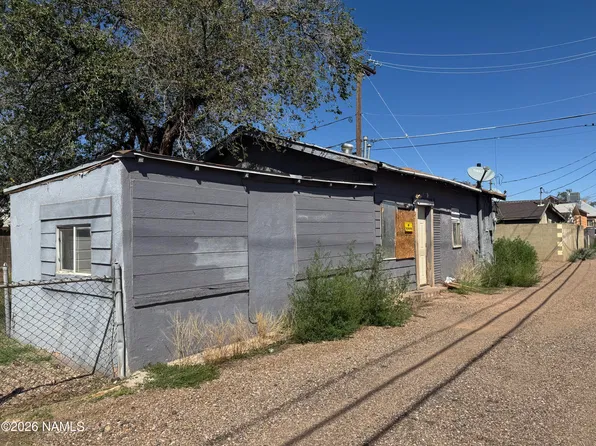 112 W 4th St #1, Winslow, AZ 86047
