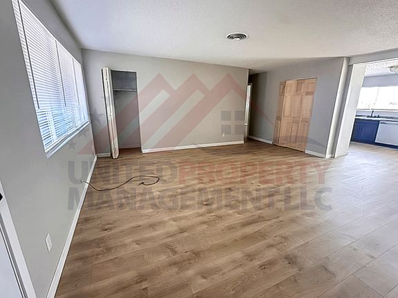 2nd image of 900 Lamont St #16