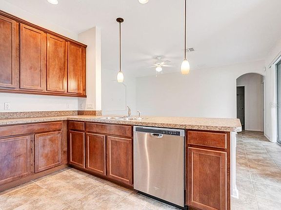5th image of 734 Bella Vida Blvd