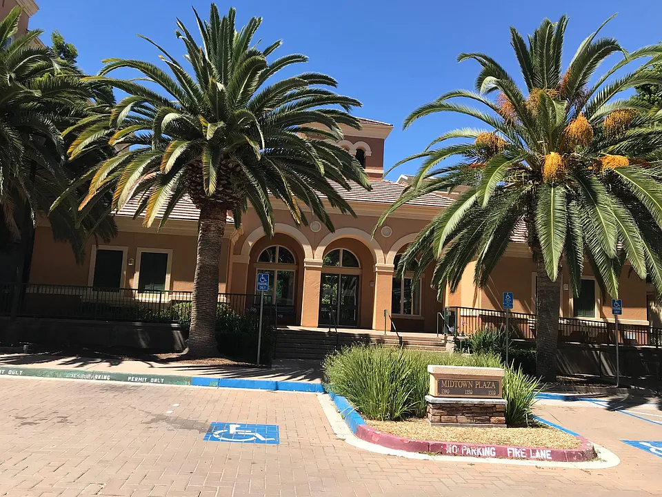 1390 Saddle Rack St #250