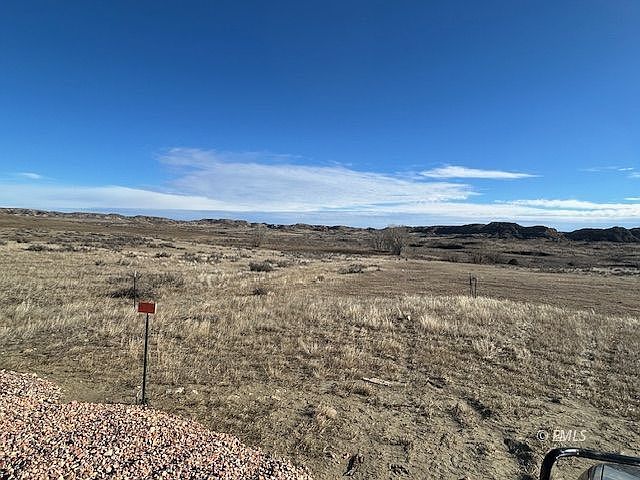 2nd image of 139 Log Creek Rd