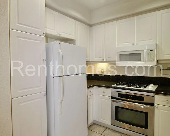 10722-134 Sabre Hill Dr — Photo 7