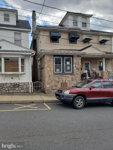 502 W Girard St, Mount Carmel, PA, 17851