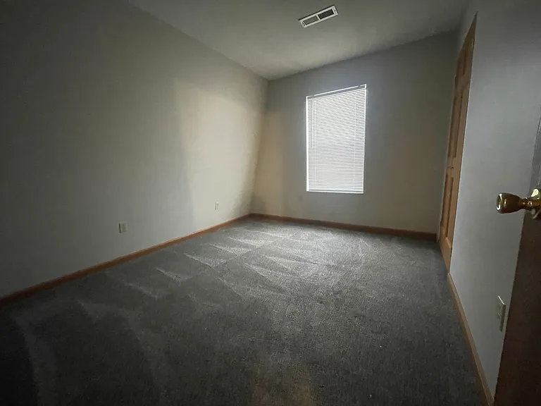 900 Shelley Ct #D — Photo 6