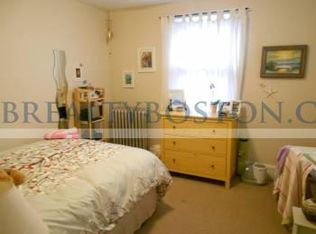 143 Kilsyth Rd APT 2, Brighton, MA 02135