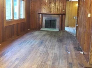 7914 Island Ln, Wonder Lake, IL 60097