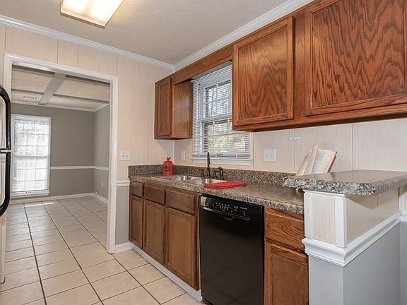4th image of 2769 New South Dr