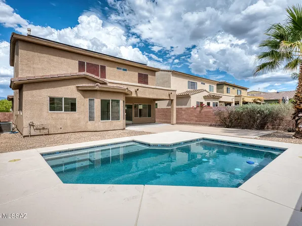 10020 E Emberwood Dr, Tucson, AZ 85748