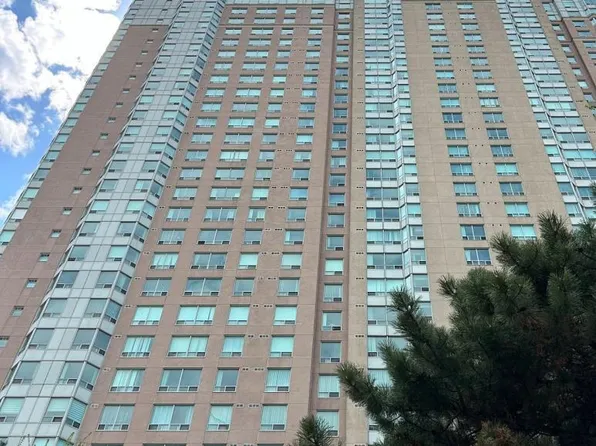 68 Corporate Dr #2821, Toronto, ON M1H 3H3