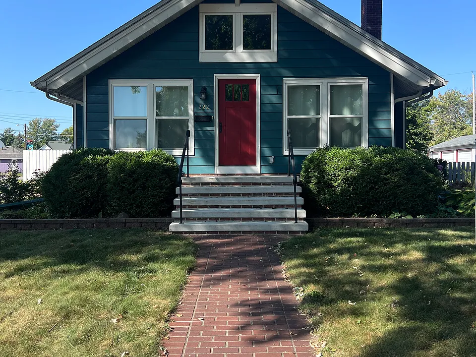 222 SW Logan St