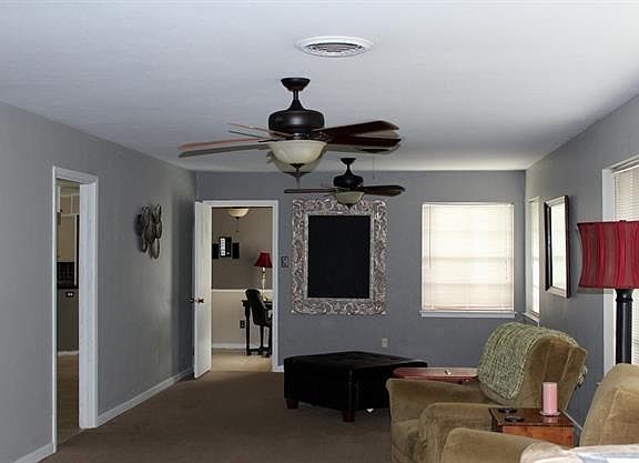 4th image of 5917 Wedgmont Cir N