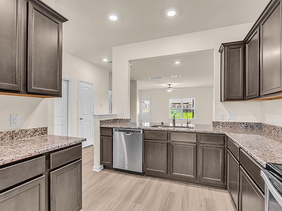 4th image of 21103 Solstice Point Dr