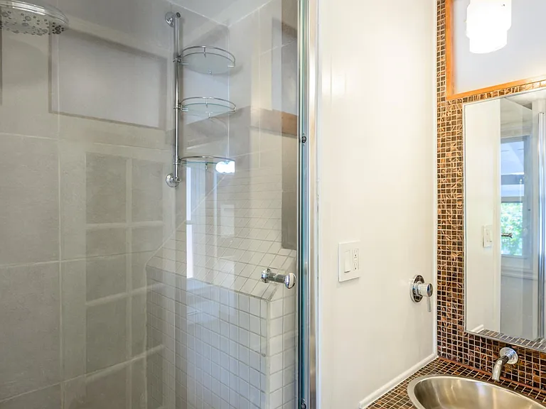 210 E Gay St — Photo 3