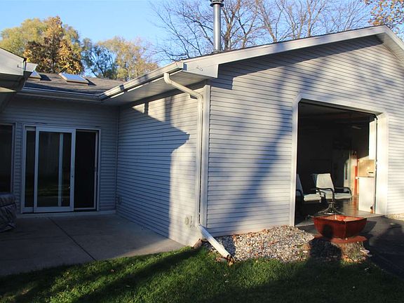 3rd image of 246 Holmes Ave