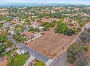 1086 Snow Creek Ln, Fallbrook, CA 92028
